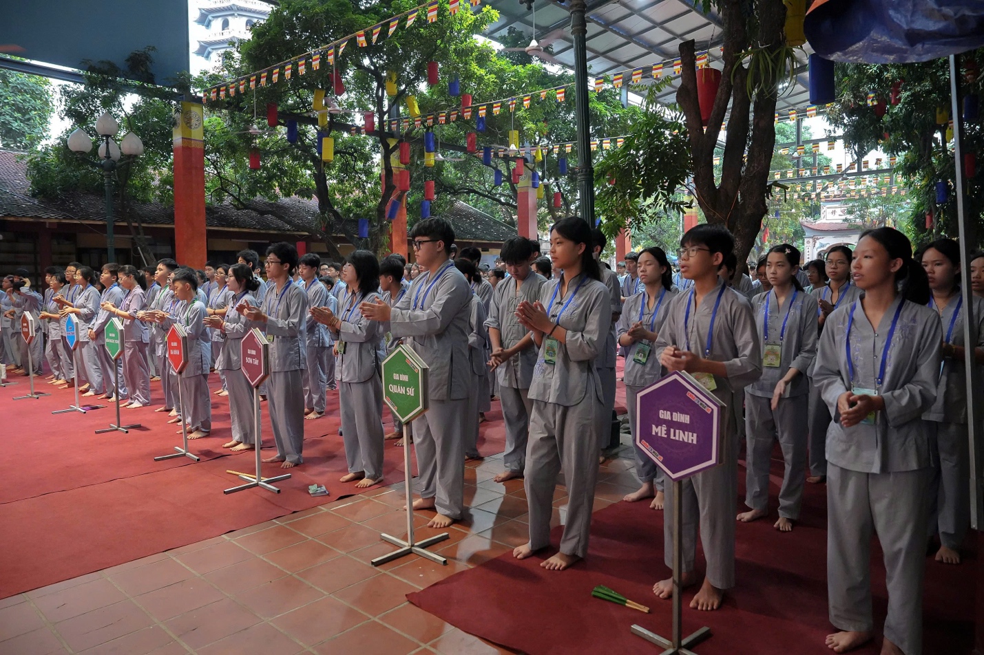 A group of people standing in a line AI-generated content may be incorrect.