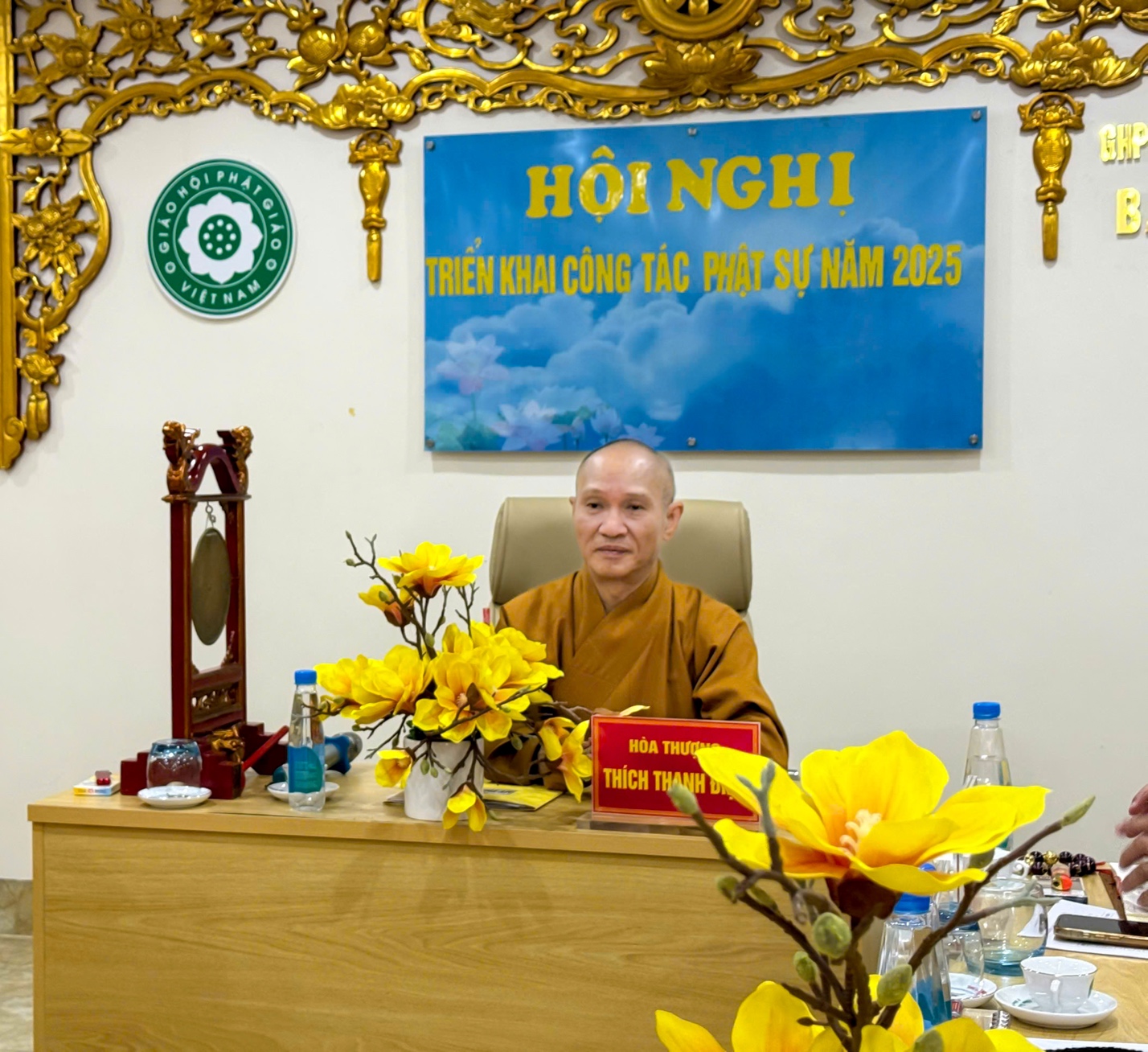 A person sitting at a desk AI-generated content may be incorrect.