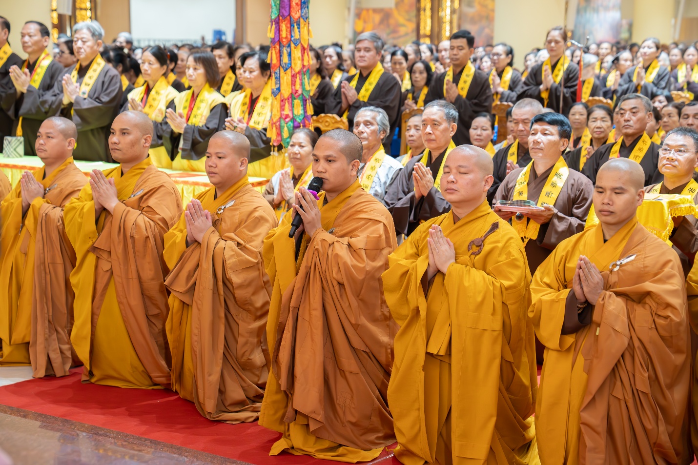 D:\PSTD\16.11 Phap hoi Quán Âm Tam Thời Hệ Niệm\20_11\DSC09282-Enhanced-NR.jpg