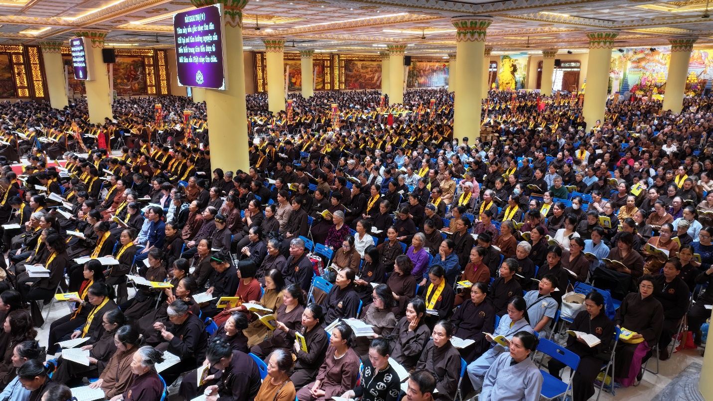 D:\PSTD\16.11 Phap hoi Quán Âm Tam Thời Hệ Niệm\Ảnh flycam\DJI_20251115160033_0475_D.JPG