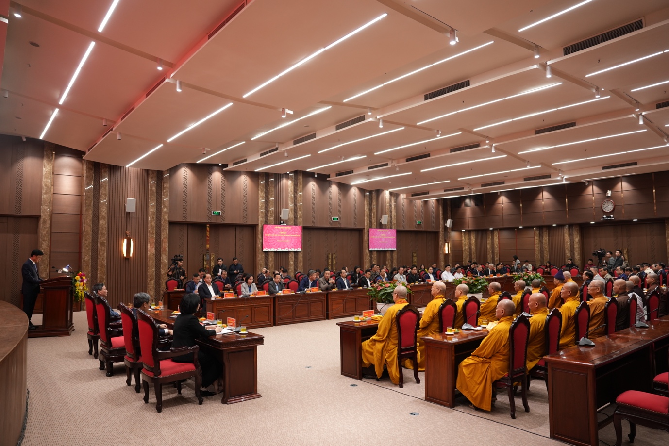 Gặp mặt đại diện các tổ chức tôn giáo trên địa bàn thành phố Hà Nội插图10