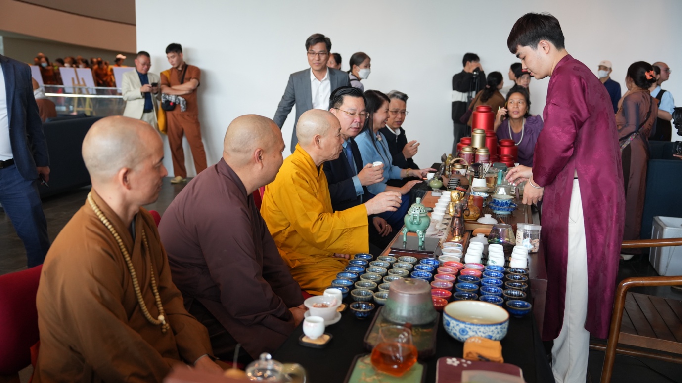 Nhiều hoạt động đặc sắc trong chương trình tổng kết 5 năm triển khai cuộc vận động “Văn minh, tiết kiệm tại các cơ sở tự viện Phật giáo Thủ đô Hà Nội”插图29