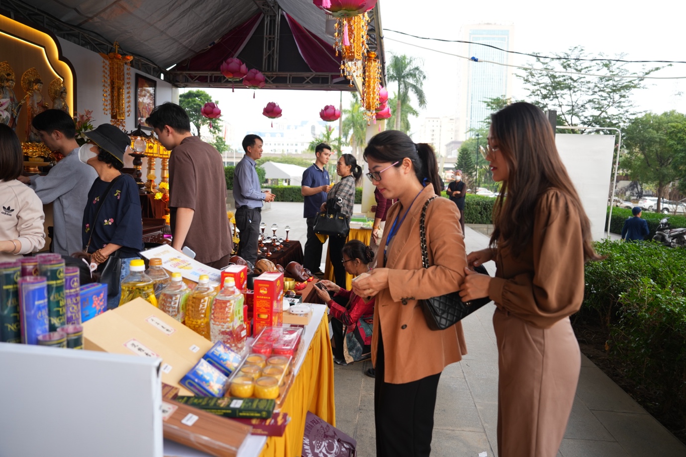 Nhiều hoạt động đặc sắc trong chương trình tổng kết 5 năm triển khai cuộc vận động “Văn minh, tiết kiệm tại các cơ sở tự viện Phật giáo Thủ đô Hà Nội”插图45