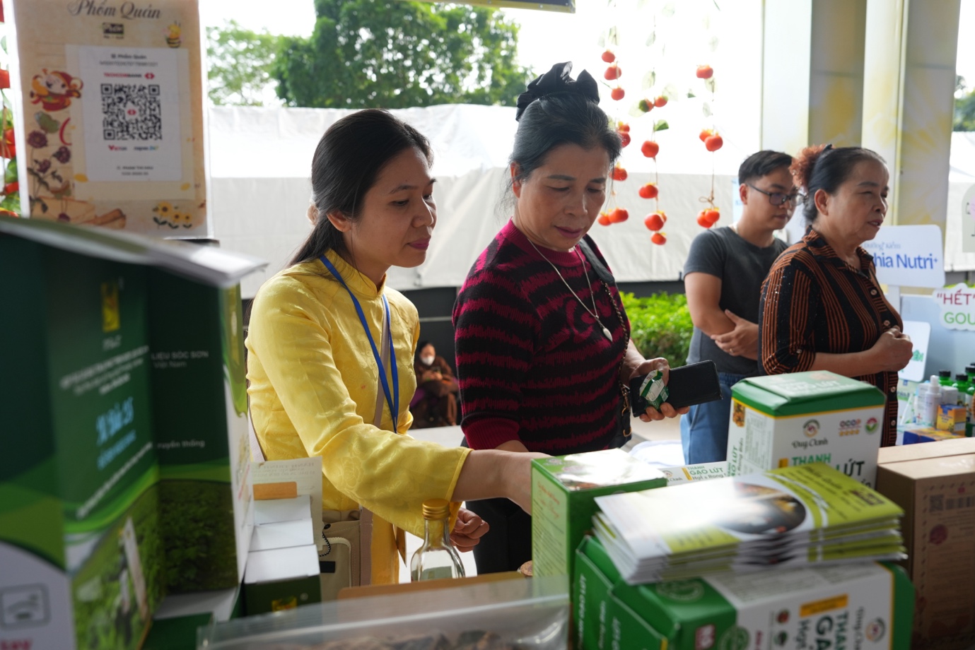 Nhiều hoạt động đặc sắc trong chương trình tổng kết 5 năm triển khai cuộc vận động “Văn minh, tiết kiệm tại các cơ sở tự viện Phật giáo Thủ đô Hà Nội”插图48