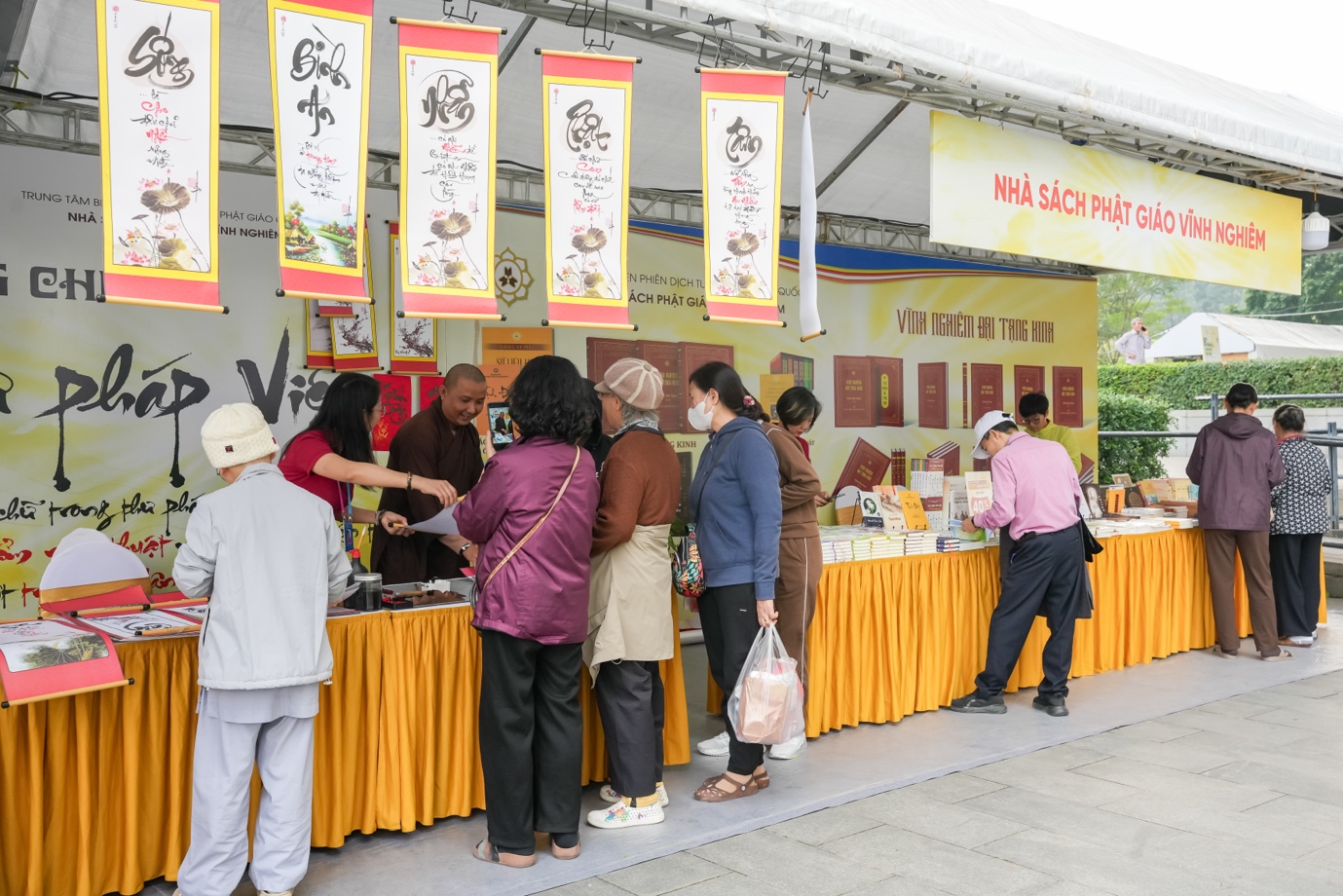 Nhiều hoạt động đặc sắc trong chương trình tổng kết 5 năm triển khai cuộc vận động “Văn minh, tiết kiệm tại các cơ sở tự viện Phật giáo Thủ đô Hà Nội”插图5