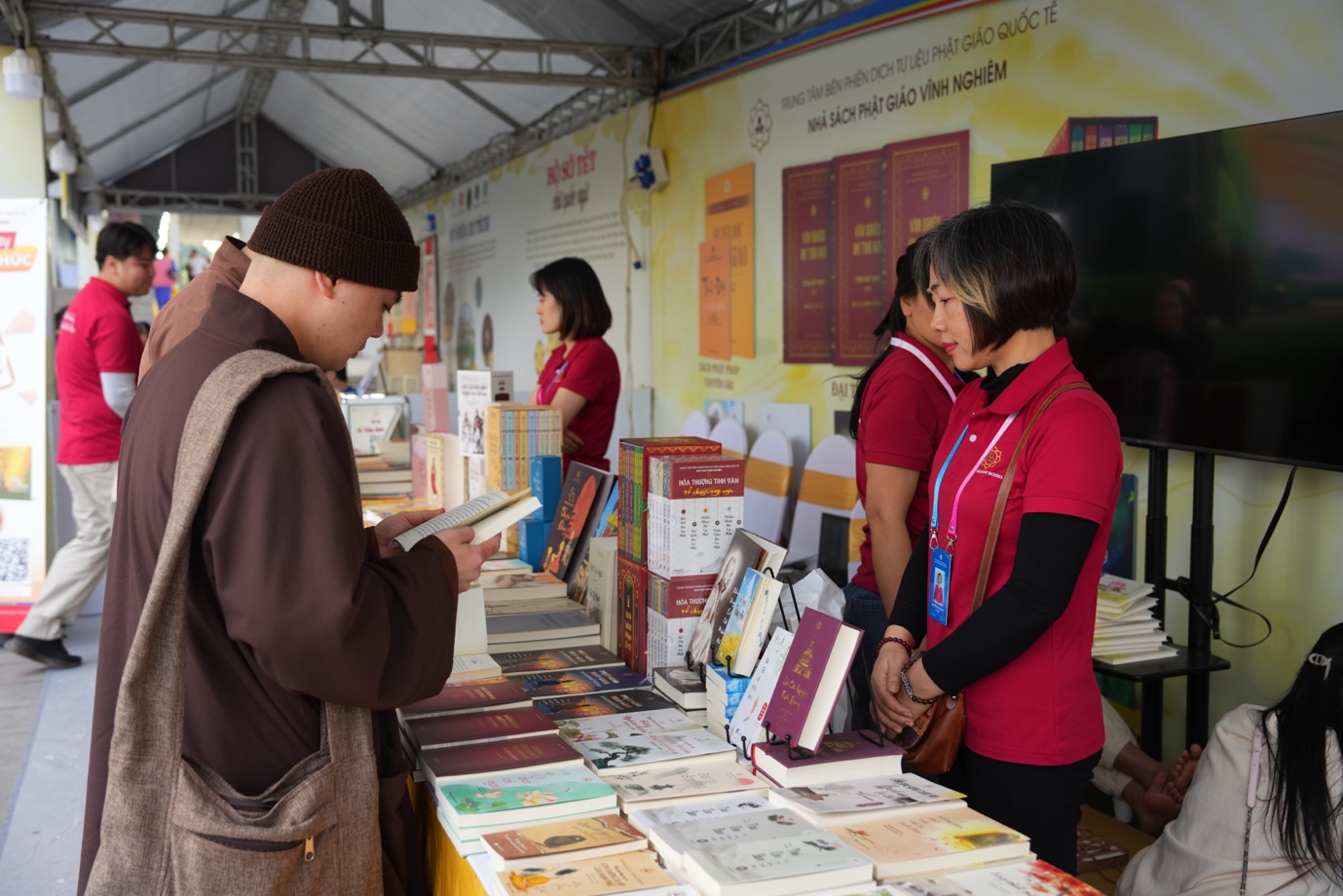 Nhiều hoạt động đặc sắc trong chương trình tổng kết 5 năm triển khai cuộc vận động “Văn minh, tiết kiệm tại các cơ sở tự viện Phật giáo Thủ đô Hà Nội”插图6