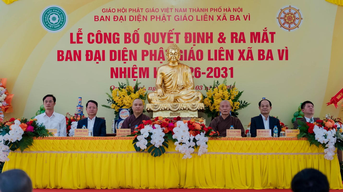 C:\Users\admin\Downloads\ANH TIN 5.3\DSC00833.jpg