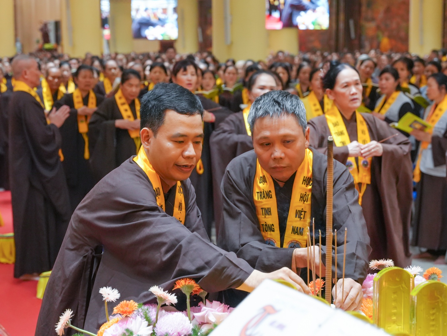 D:\PSTD\2026\24.4 Chua Khai Nguyen\Chiều-20260424T132318Z-3-001\Chiều\SON00186.jpg