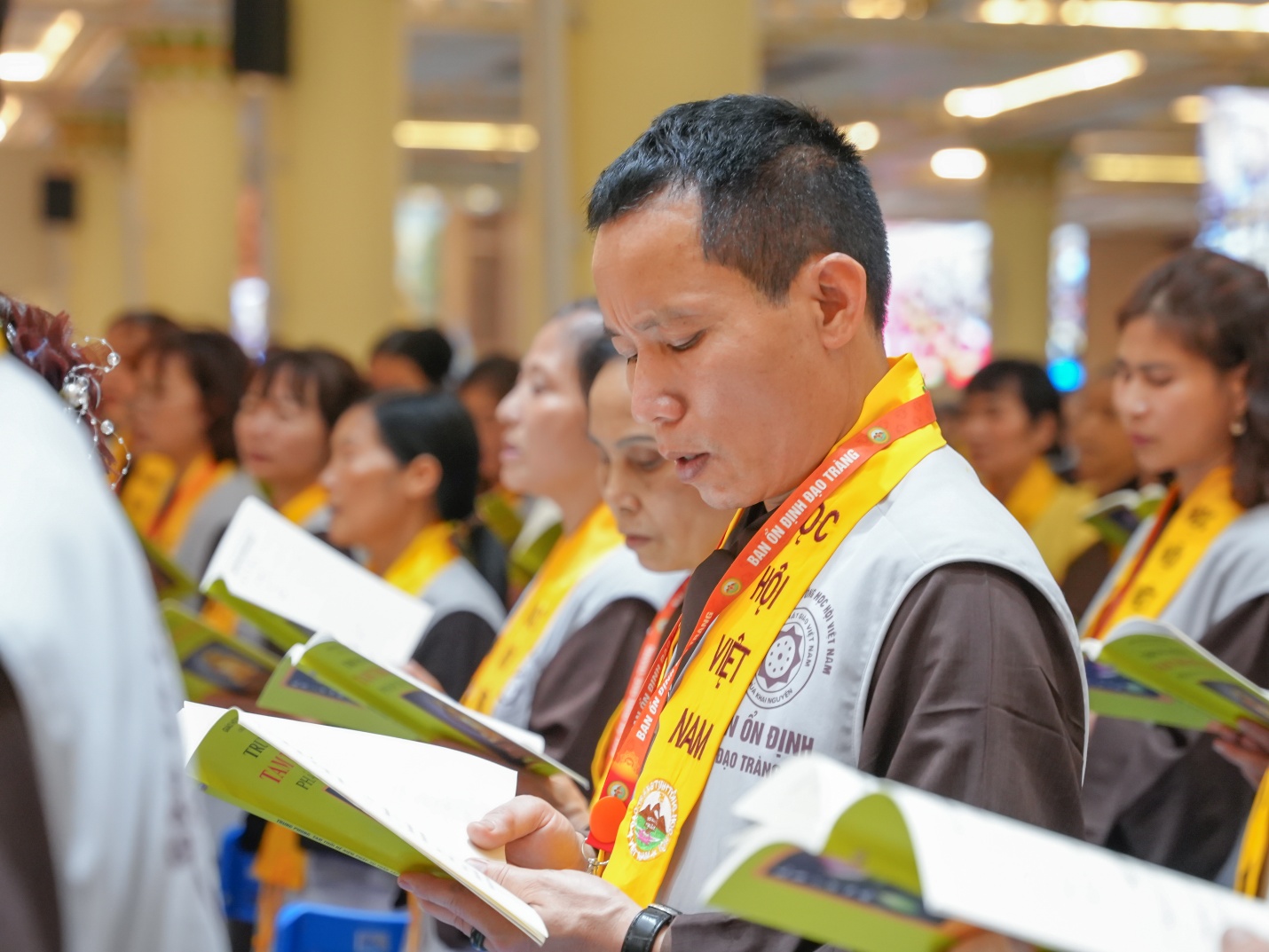 D:\PSTD\2026\24.4 Chua Khai Nguyen\Chiều-20260424T132318Z-3-001\Chiều\SON00262.jpg