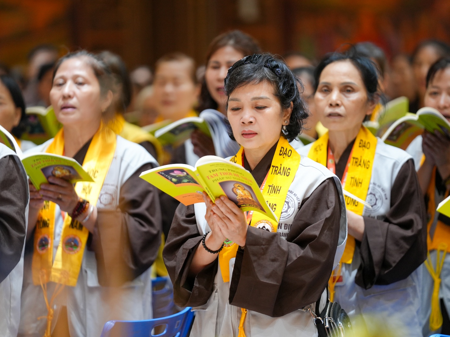 D:\PSTD\2026\24.4 Chua Khai Nguyen\Chiều-20260424T132318Z-3-001\Chiều\SON00362.jpg