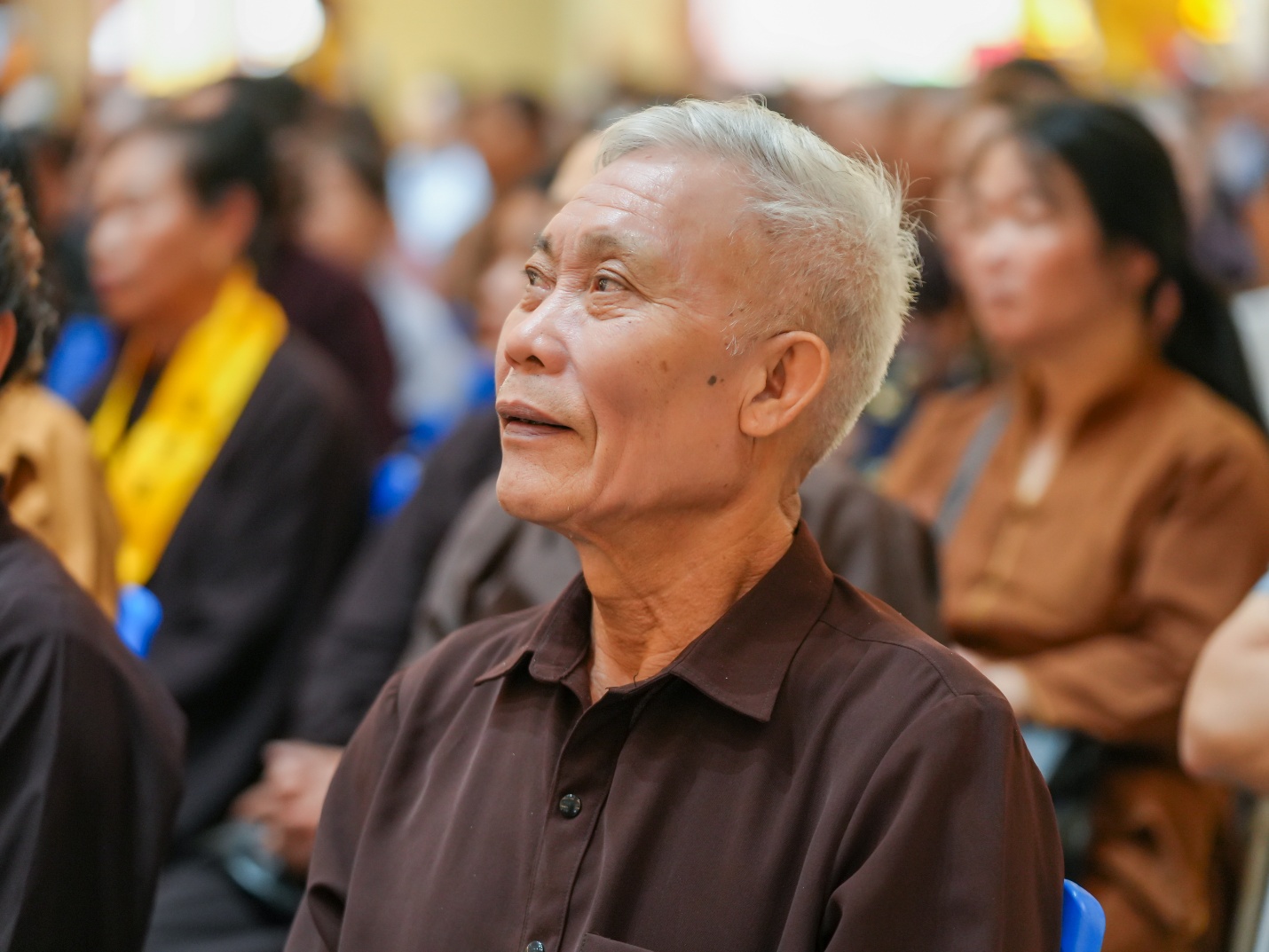 D:\PSTD\2026\24.4 Chua Khai Nguyen\Sáng-20260424T132206Z-3-001\Sáng\SON00090.jpg