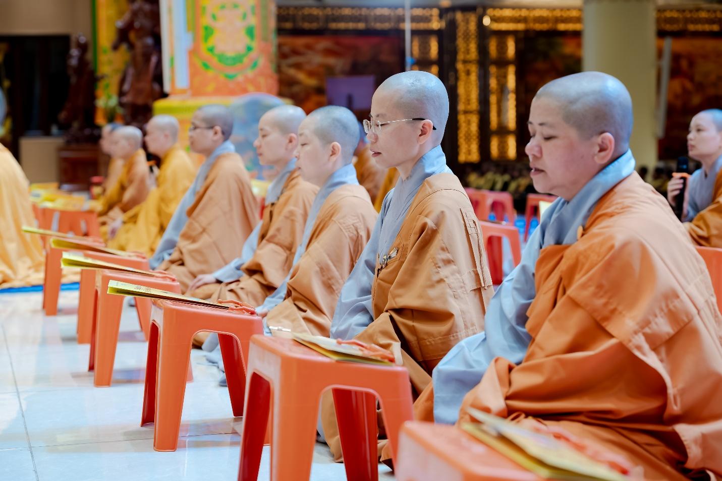 D:\PSTD\2026\1705 Lễ Phật Đản Chùa Khai Nguyên\DSC05453-Enhanced-NR.jpg