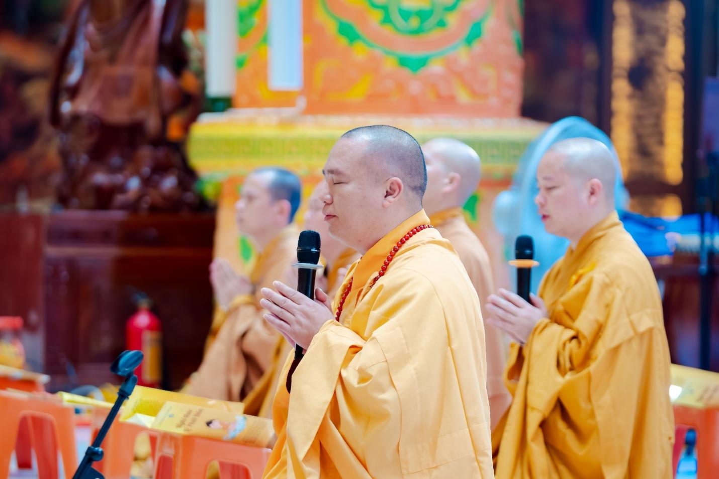 D:\PSTD\2026\1705 Lễ Phật Đản Chùa Khai Nguyên\SON00053-Enhanced-NR.jpg