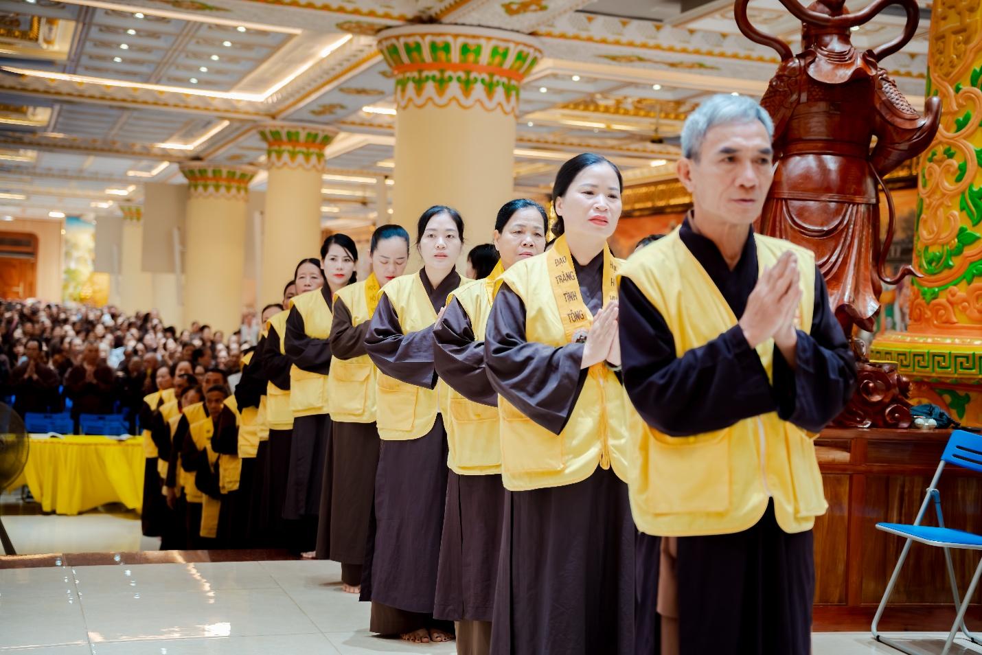D:\PSTD\2026\1705 Lễ Phật Đản Chùa Khai Nguyên\SON00189-Enhanced-NR.jpg