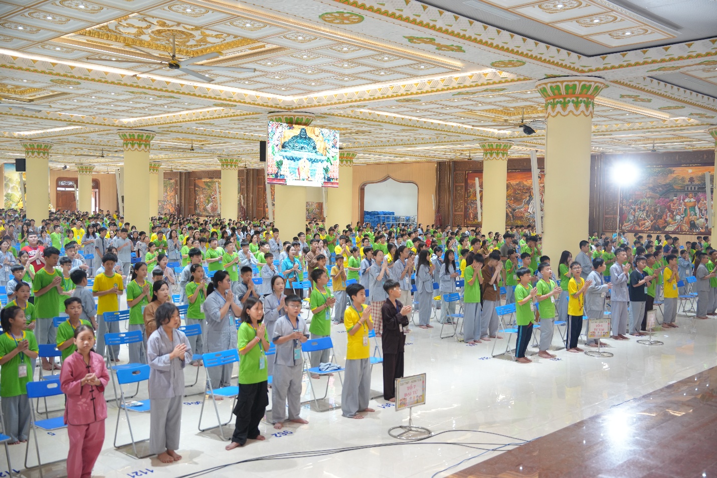 E:\Phat su Thu Do\27.6\Anh chon\Sang\CAN00009.JPG