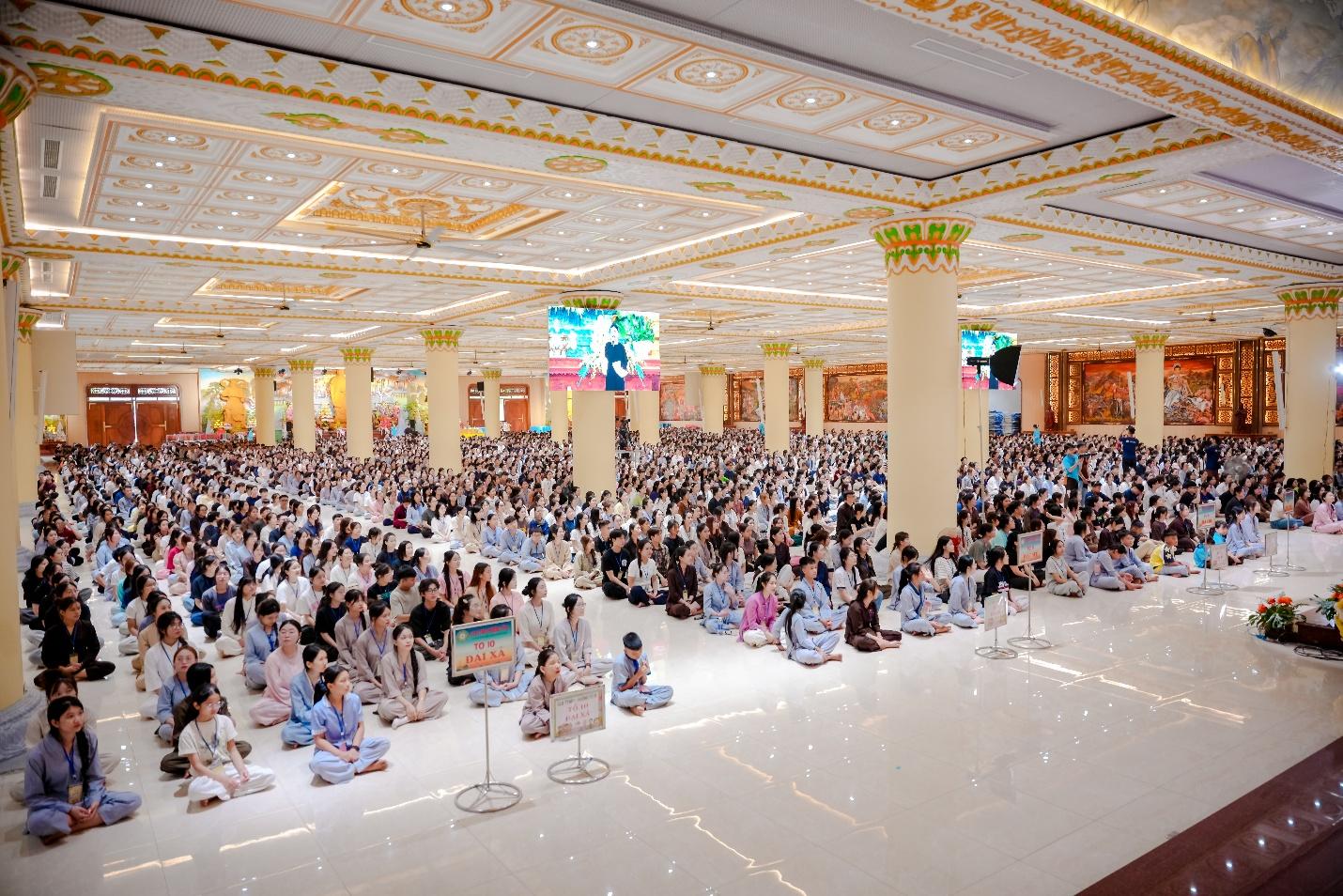 E:\Phat su Thu Do\15.8 Khoa tu sinh vien Bong hong cai ao\Anh chon\02. Noi Qui\4.jpg