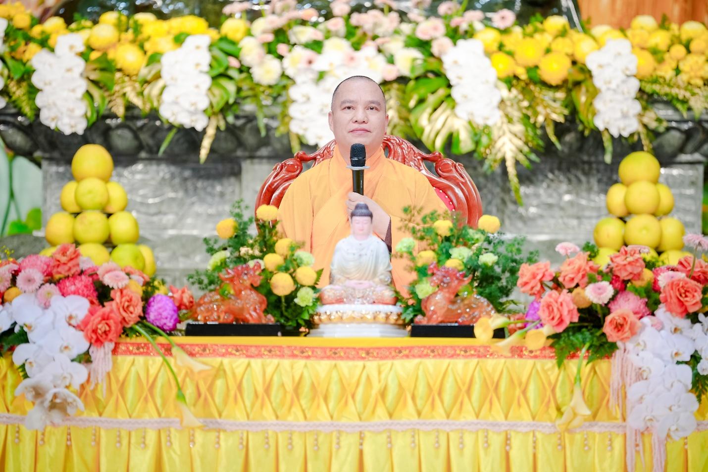 E:\Phat su Thu Do\15.8 Khoa tu sinh vien Bong hong cai ao\Anh chon\Anh lay them cuoi bai\LOC00250.jpg