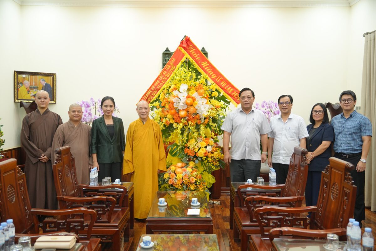 Hà Nội: Bộ Dân tộc và Tôn giáo, Cục An ninh nội địa chúc mừng Hòa thượng Thích Bảo Nghiêm nhân mùa Vu lan